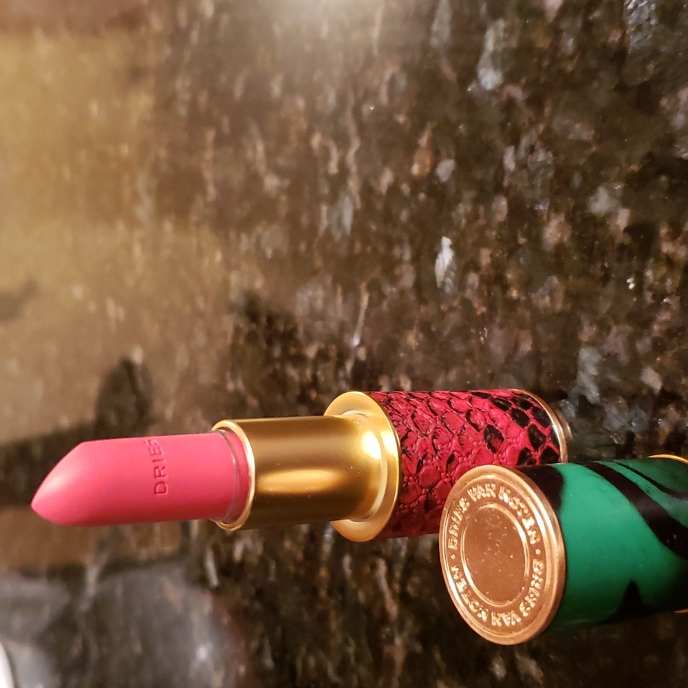 Dries van noten Lipstick